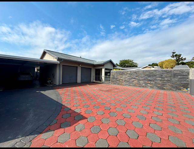 3 BEDROOM SECTIONAL TITLE FOR SALE IN BIRDSWOOD